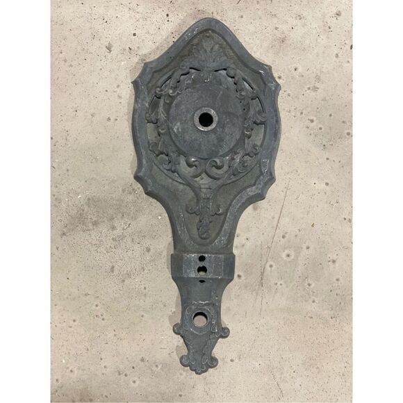 Antique Ornate Victorian Sconce Plate Base Part Single Arm - Picture 1 of 4